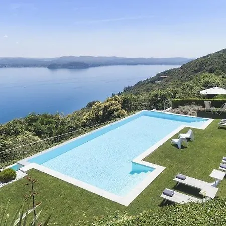 Magognino Sleeps 6 Pool Air Con Wifi Stresa